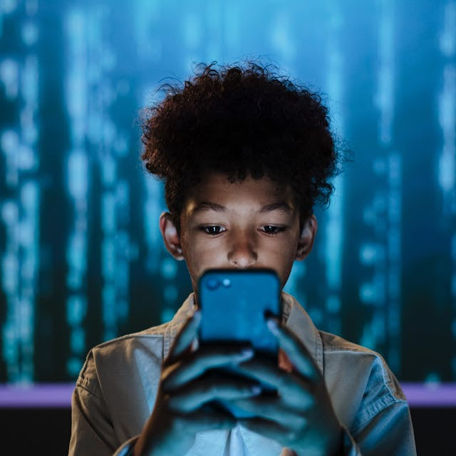 Meu filho está pronto para ter seu próprio smartphone?